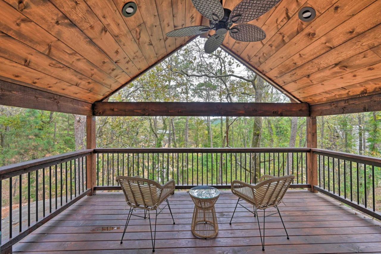Tudor-Style Broken Bow Cottage With Hot Tub And Decks! Stephens Gap Zewnętrze zdjęcie
